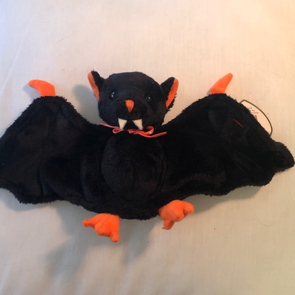BAT-e. Beanie Baby Bat 🦇 2003 Velcro on wings